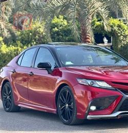 تۆیۆتا کامری